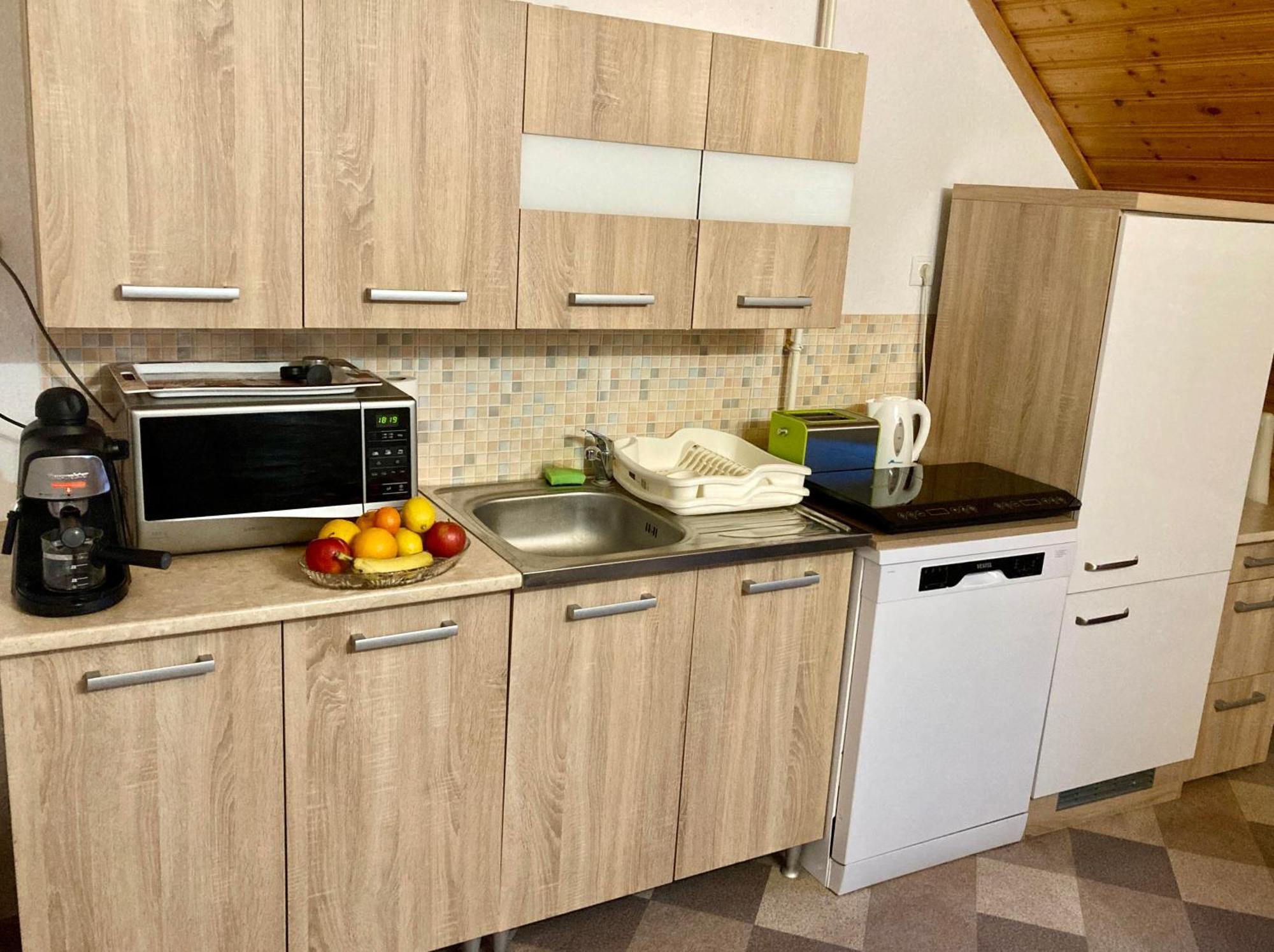 Gancz Apartman Sárvár Eksteriør billede