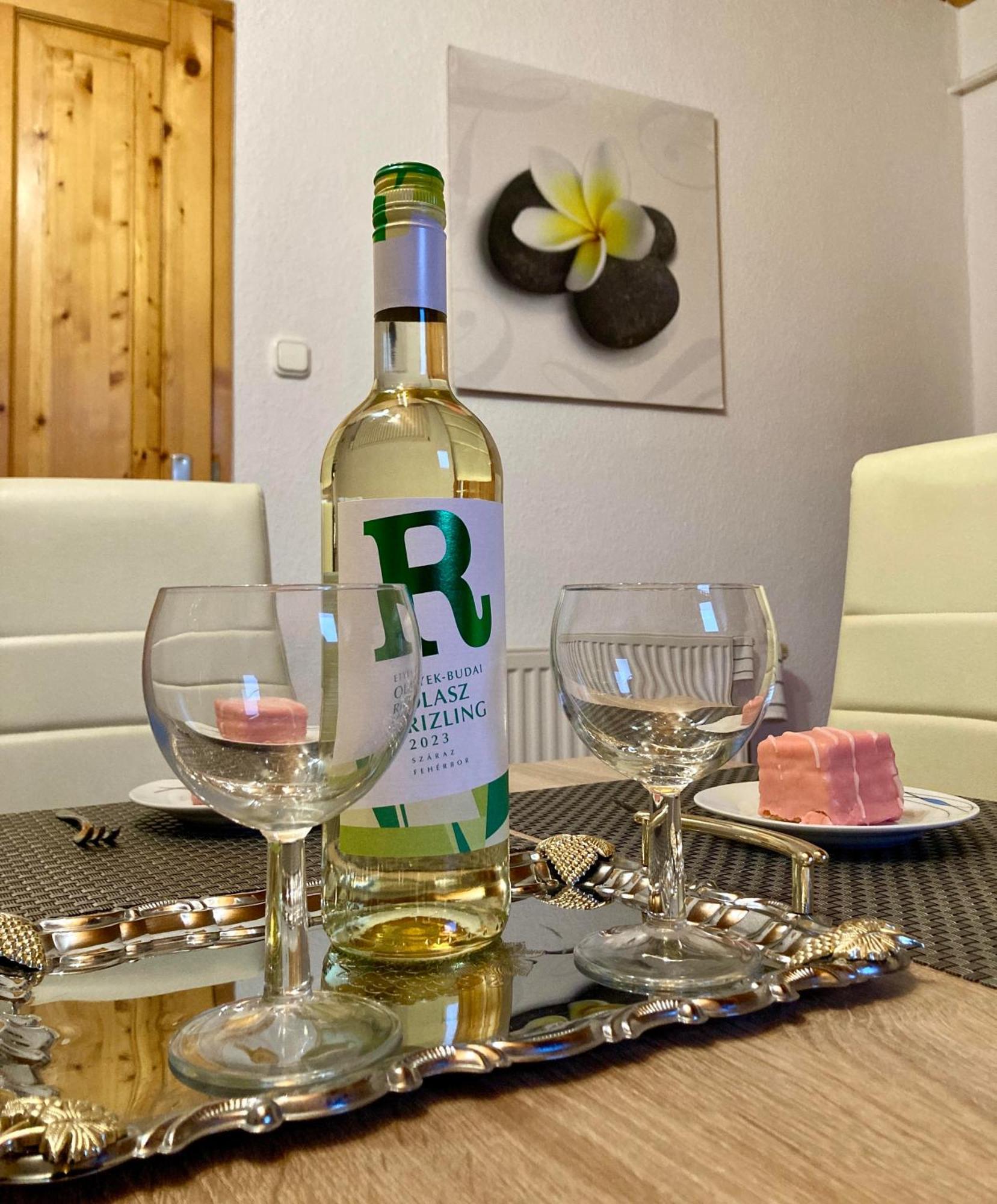 Gancz Apartman Sárvár Eksteriør billede